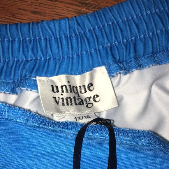 Unique Vintage Hula Girl Skirt - Picture 4 of 9